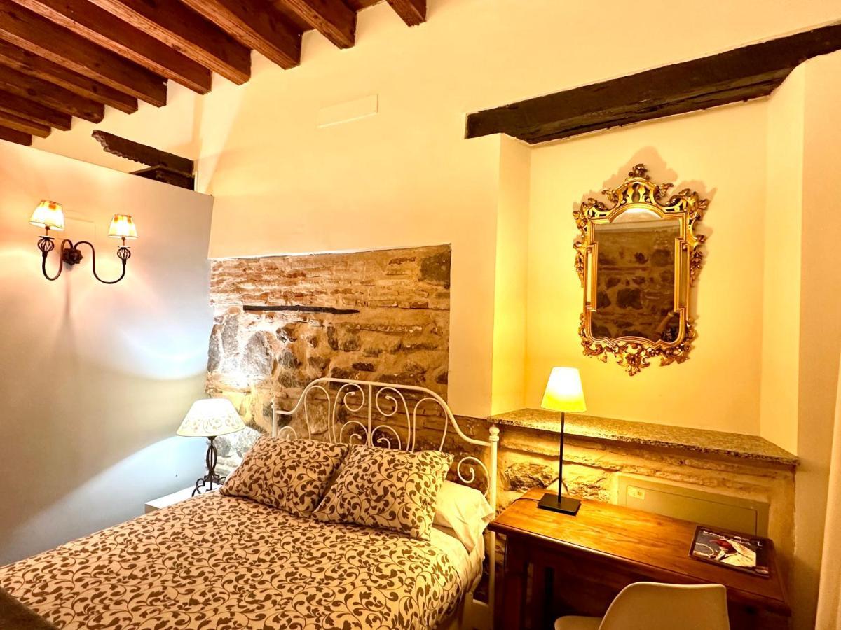 Apart. San Pedro Ii - Junto A Catedral Apartment *